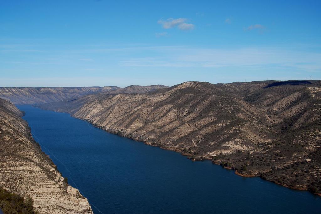Hostal Roca Файон Экстерьер фото